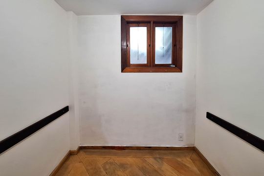 Quarto de Serviço de casa de condomínio para alugar com 3 quartos, 320m² em Matapaca, Niterói