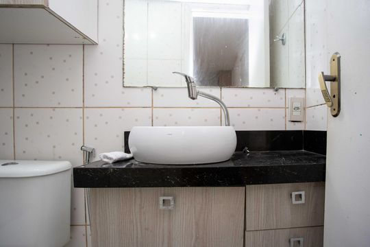 Banheiro de apartamento para alugar com 2 quartos, 38m² em Conceição, Diadema