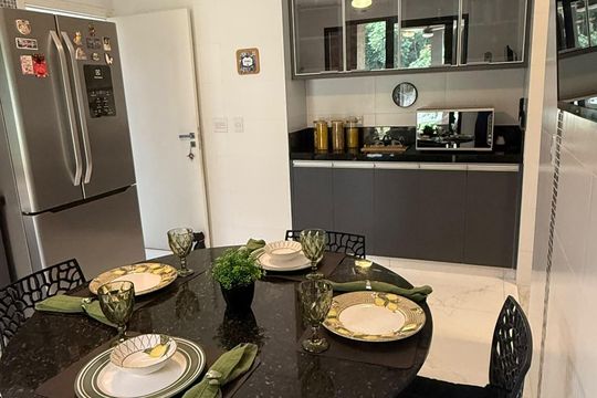 Cozinha de casa de condomínio à venda com 4 quartos, 961m² em Centro, Vinhedo