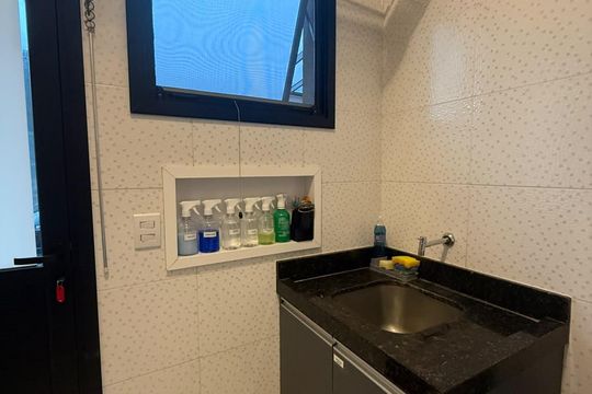 Área de serviço de casa de condomínio à venda com 4 quartos, 961m² em Centro, Vinhedo
