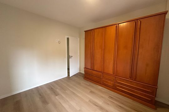 Quarto de apartamento para alugar com 1 quarto, 54m² em Itararé, São Vicente
