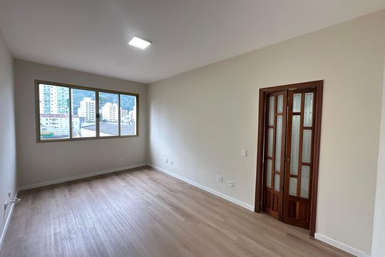 Apartamento para alugar com 1 quarto, 54m² em Itararé, São Vicente