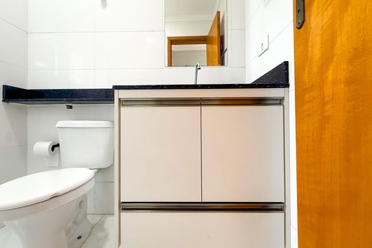 Banheiro de apartamento para alugar com 1 quarto, 32m² em Chacara Nossa Senhora Aparecida, São Paulo