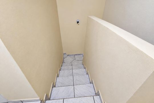 Escada de casa para alugar com 2 quartos, 50m² em Parque dos Eucaliptos, Gravataí