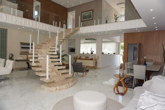 Casa de Condomínio para alugar com 6 quartos, 600m² em Jardim Indaia, Embu das Artes