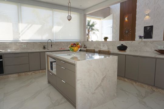 Cozinha de casa de condomínio para alugar com 6 quartos, 600m² em Jardim Indaia, Embu das Artes