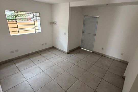 Quarto 4 de casa para alugar com 4 quartos, 210m² em Perdizes, São Paulo