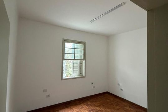 Casa para alugar com 4 quartos, 210m² em Perdizes, São Paulo