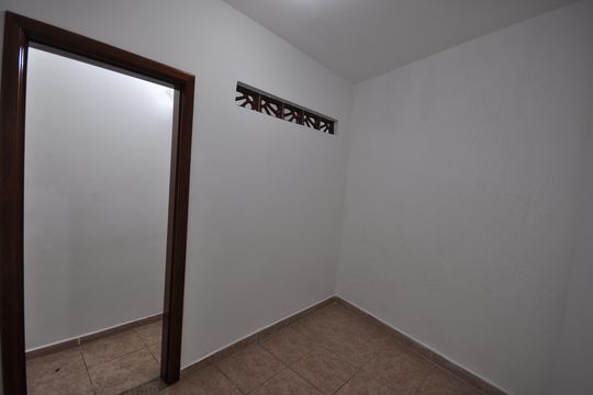 Quarto 2 de casa para alugar com 2 quartos, 80m² em Parque Vitoria, São Paulo
