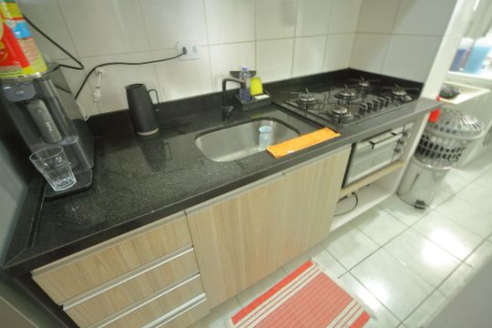 Cozinha  de apartamento à venda com 2 quartos, 48m² em Vila Goncalves, São Bernardo do Campo