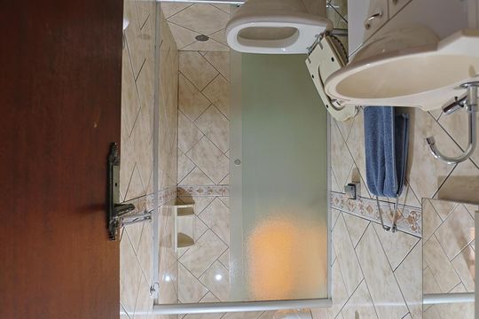 Banheiro de casa à venda com 4 quartos, 250m² em Jardim Nordeste, São Paulo