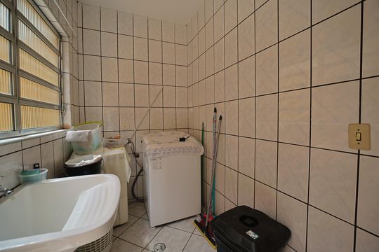 Área de Serviço de casa à venda com 4 quartos, 250m² em Jardim Nordeste, São Paulo