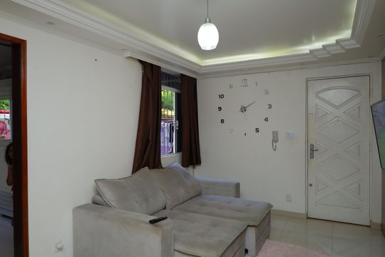Sala de apartamento para alugar com 2 quartos, 42m² em Guaianases, São Paulo