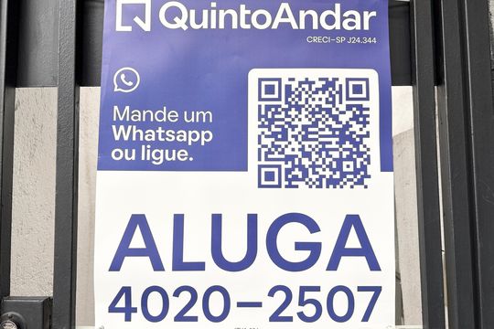Placa  de casa para alugar com 2 quartos, 70m² em Vila Picinin, São Paulo