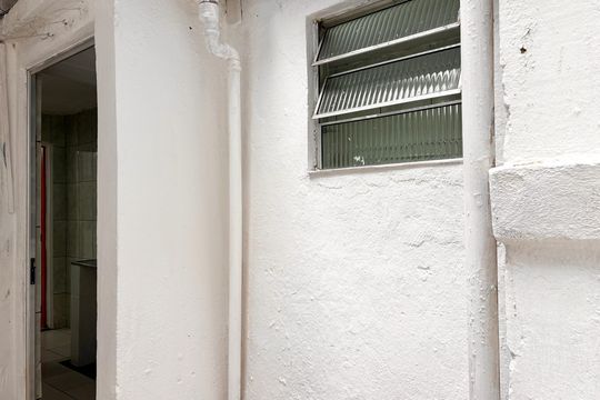 Quintal de casa para alugar com 2 quartos, 70m² em Vila Picinin, São Paulo