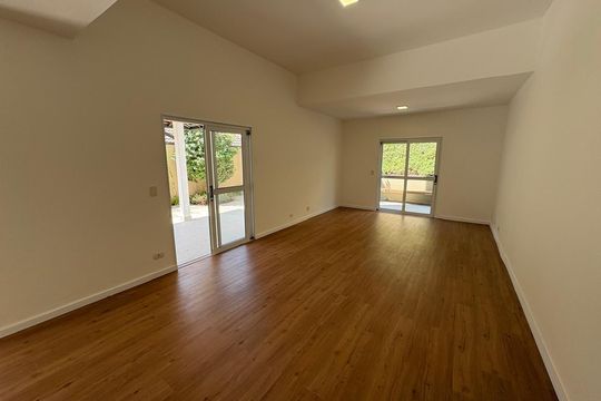 Casa à venda com 3 quartos, 317m² em Morada dos Pinheiros (Aldeia da Serra), Barueri