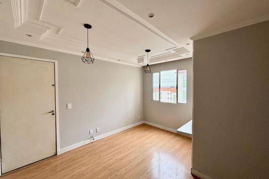 Sala de apartamento para alugar com 2 quartos, 47m² em Jardim Sao Miguel, Ferraz de Vasconcelos