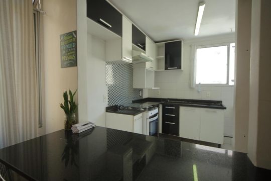 Cozinha  de apartamento para alugar com 2 quartos, 48m² em Demarchi, São Bernardo do Campo