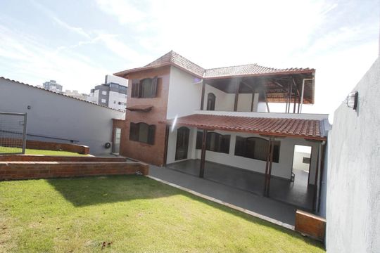 Área da casa  de casa para alugar com 5 quartos, 525m² em Cinquentenario, Belo Horizonte