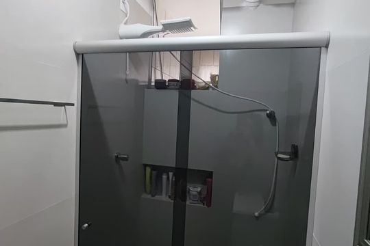 Banheiro de apartamento para alugar com 2 quartos, 47m² em Chácara São Francisco, Jundiaí