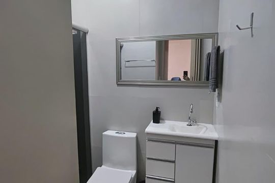 Banheiro de apartamento para alugar com 2 quartos, 47m² em Chácara São Francisco, Jundiaí