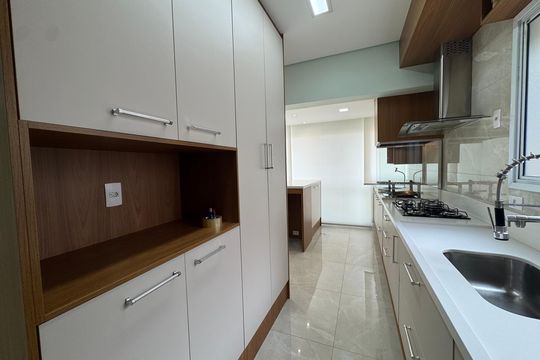Apartamento à venda com 3 quartos, 96m² em Vila Osasco, Osasco