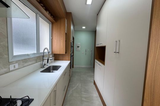 Cozinha de apartamento à venda com 3 quartos, 96m² em Vila Osasco, Osasco