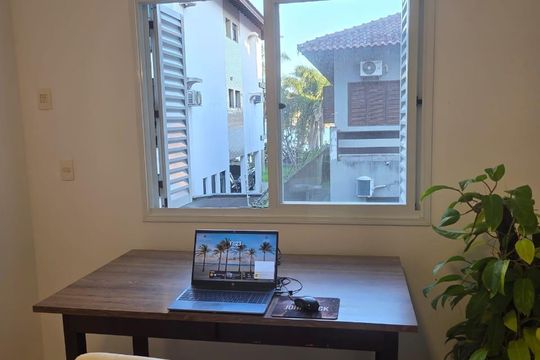 Quarto de apartamento para alugar com 1 quarto, 69m² em Lagoa da Conceição, Florianópolis