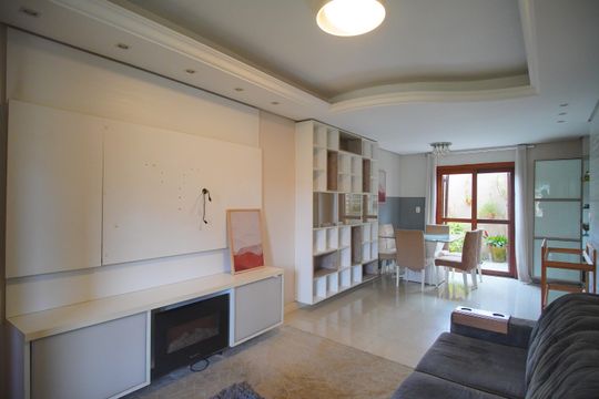 Sala de casa de condomínio à venda com 3 quartos, 112m² em São Jorge, Novo Hamburgo