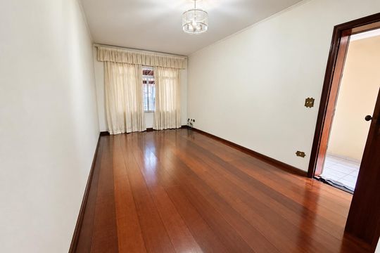 Sala de casa à venda com 3 quartos, 373m² em Rio Pequeno, São Paulo