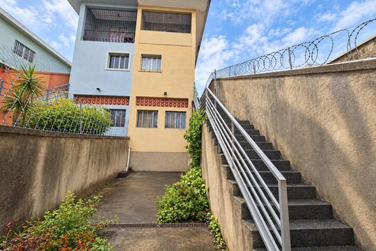 Área externa de casa à venda com 3 quartos, 373m² em Rio Pequeno, São Paulo