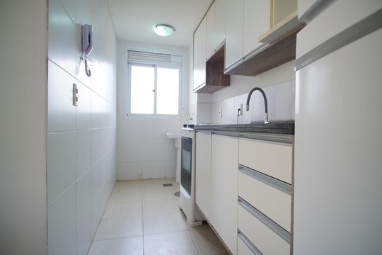 Cozinha de apartamento para alugar com 3 quartos, 62m² em Sarandi, Porto Alegre