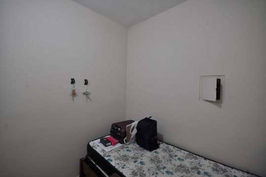 Quarto 3 de casa à venda com 4 quartos, 190m² em Vila Nivi, São Paulo