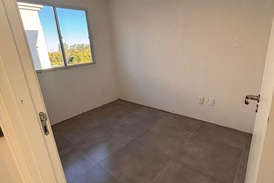 Quarto 1 de apartamento à venda com 2 quartos, 41m² em Mato Grande, Canoas