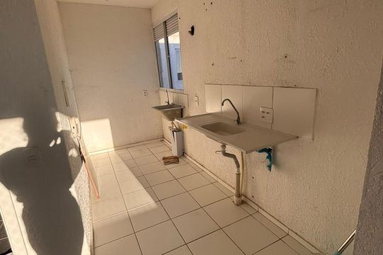 Cozinha de apartamento à venda com 2 quartos, 41m² em Mato Grande, Canoas