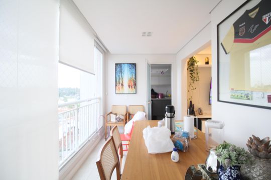 Apartamento para alugar com 2 quartos, 92m² em Jardim Vazani, São Paulo