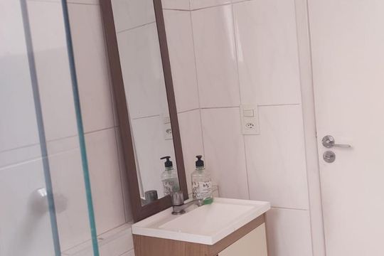 Banheiro de apartamento para alugar com 2 quartos, 42m² em Vila Goncalves, São Bernardo do Campo