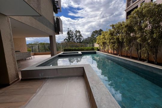 Piscina de apartamento à venda com 1 quarto, 40m² em Empresarial 18 do Forte, Barueri
