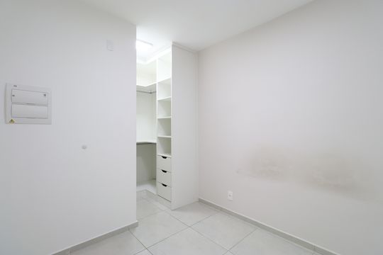 Quarto 2 de apartamento para alugar com 2 quartos, 45m² em Lapa de Baixo, São Paulo