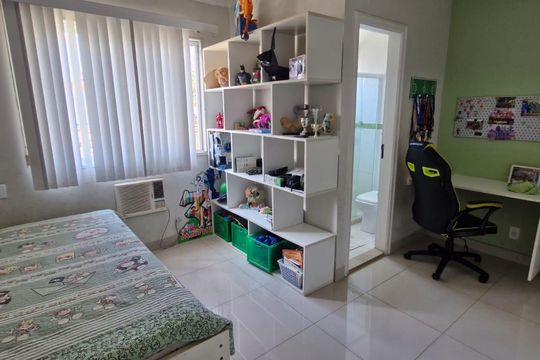 Quarto 3 de casa de condomínio à venda com 4 quartos, 223m² em Taquara, Rio de Janeiro
