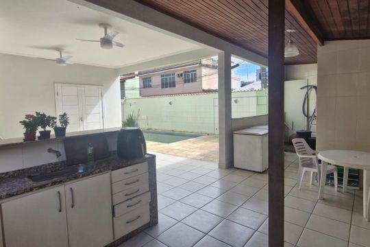 Área externa de casa de condomínio à venda com 4 quartos, 223m² em Taquara, Rio de Janeiro