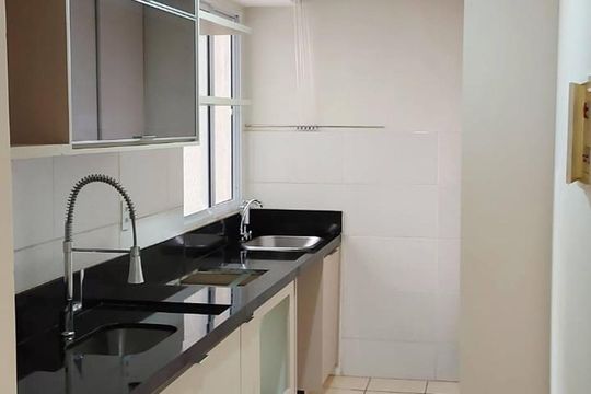 Cozinha de apartamento à venda com 2 quartos, 47m² em Setor Andreia, Goiânia