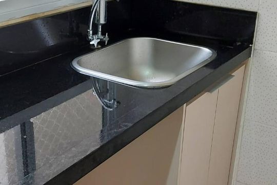 Cozinha de apartamento à venda com 2 quartos, 47m² em Setor Andreia, Goiânia