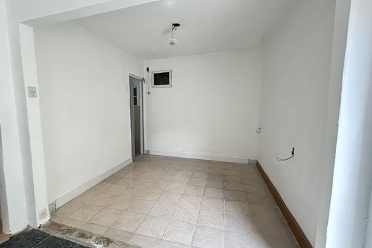 Sala de casa para alugar com 1 quarto, 55m² em Vila Valqueire, Rio de Janeiro