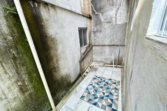Quintal de casa para alugar com 1 quarto, 55m² em Vila Valqueire, Rio de Janeiro