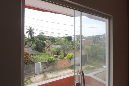 Sala de apartamento para alugar com 2 quartos, 35m² em Parque Riviera, Cabo Frio