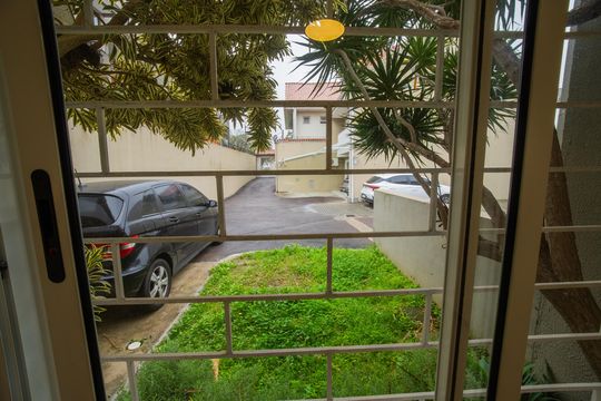 Casa de Condomínio para alugar com 3 quartos, 129m² em Uberaba, Curitiba