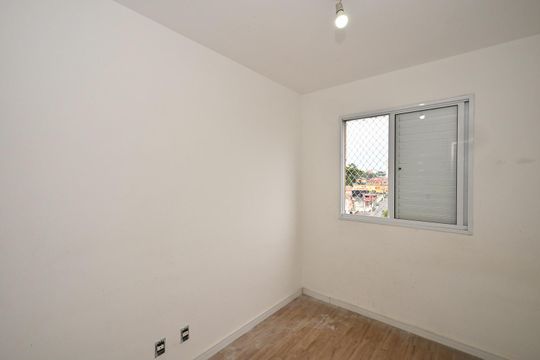 Quarto 1 de apartamento à venda com 2 quartos, 45m² em Jardim Umarizal, São Paulo