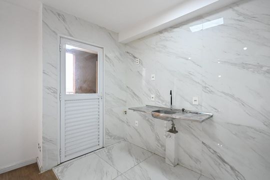 Cozinha de apartamento à venda com 2 quartos, 45m² em Jardim Umarizal, São Paulo