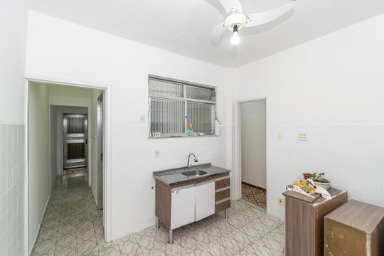 Cozinha de apartamento para alugar com 3 quartos, 100m² em Vista Alegre, Rio de Janeiro